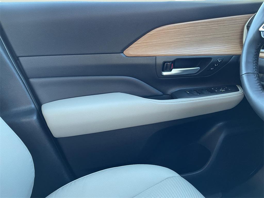 used 2024 Toyota Grand Highlander car, priced at $48,000