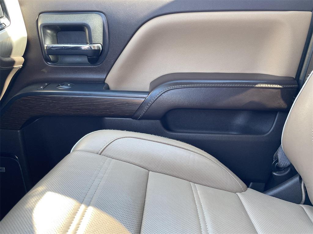 used 2017 GMC Sierra 1500 car, priced at $27,000