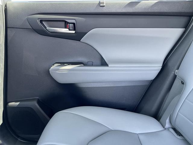 used 2023 Toyota Highlander car, priced at $40,000