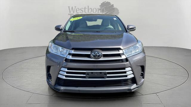 used 2019 Toyota Highlander car, priced at $26,000