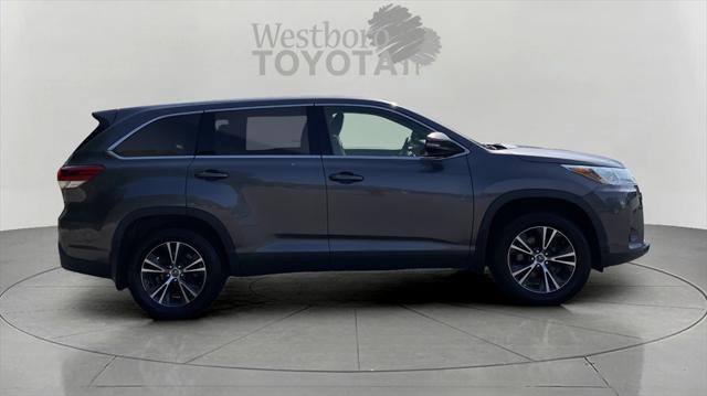 used 2019 Toyota Highlander car, priced at $26,000