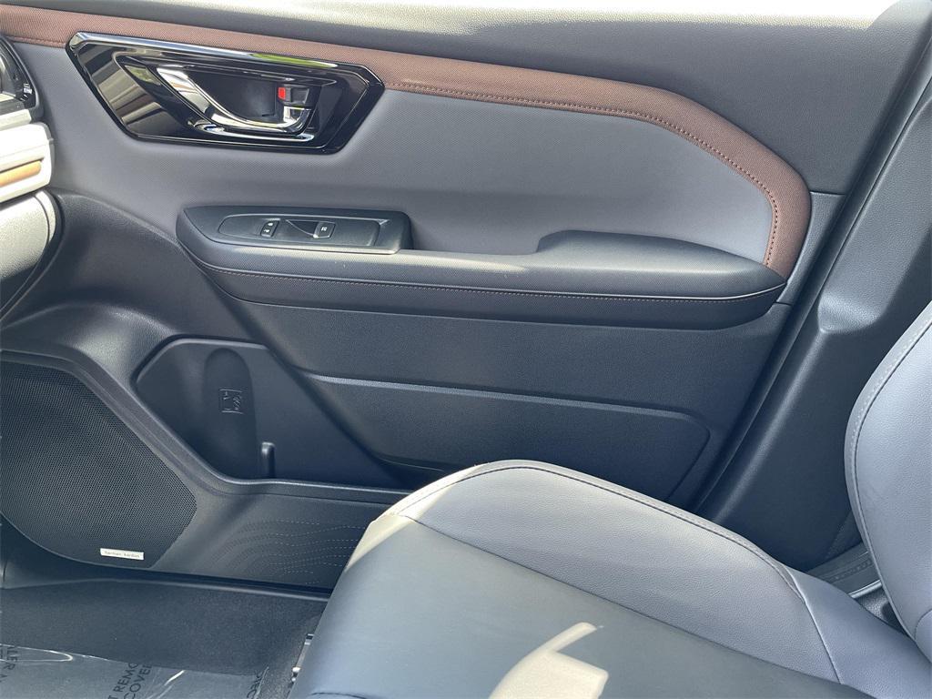 used 2025 Subaru Forester car, priced at $33,201