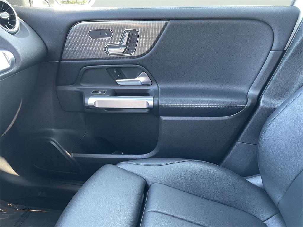 used 2020 Mercedes-Benz GLB 250 car