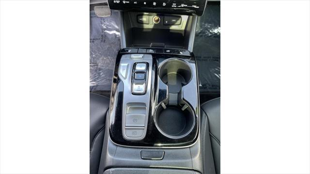 used 2023 Hyundai TUCSON Hybrid car, priced at $28,000