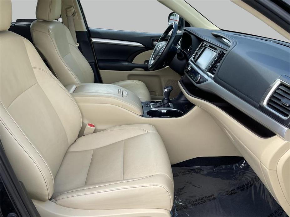 used 2019 Toyota Highlander car, priced at $27,000