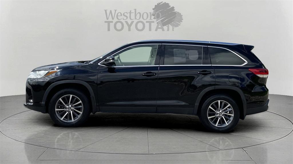 used 2019 Toyota Highlander car, priced at $27,000