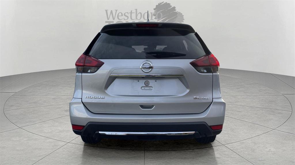 used 2018 Nissan Rogue car, priced at $15,000