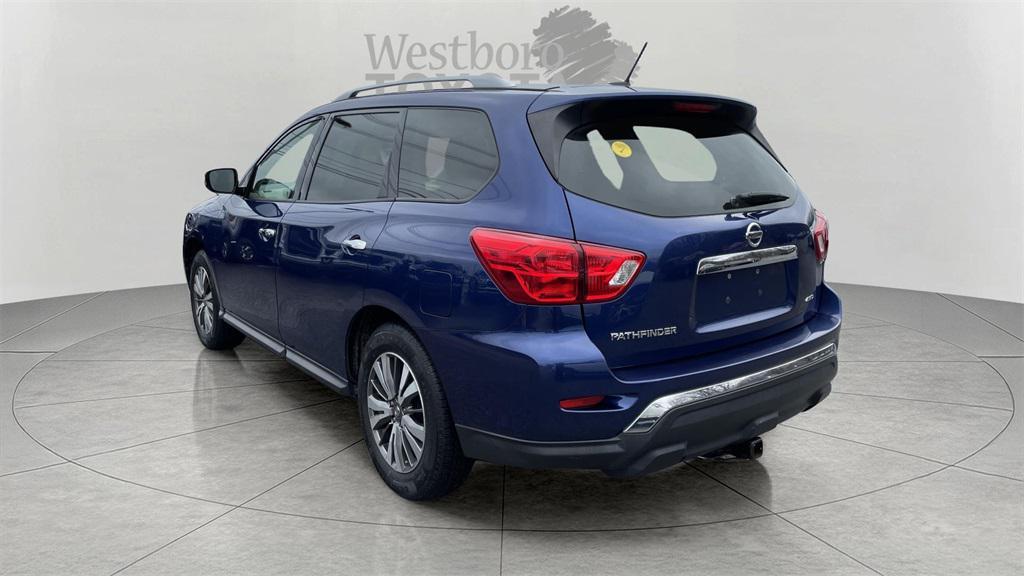 used 2017 Nissan Pathfinder car, priced at $10,000