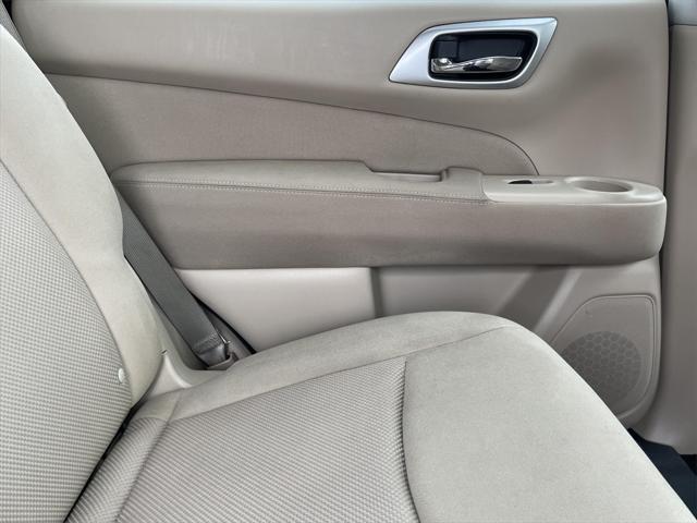 used 2017 Nissan Pathfinder car, priced at $13,000