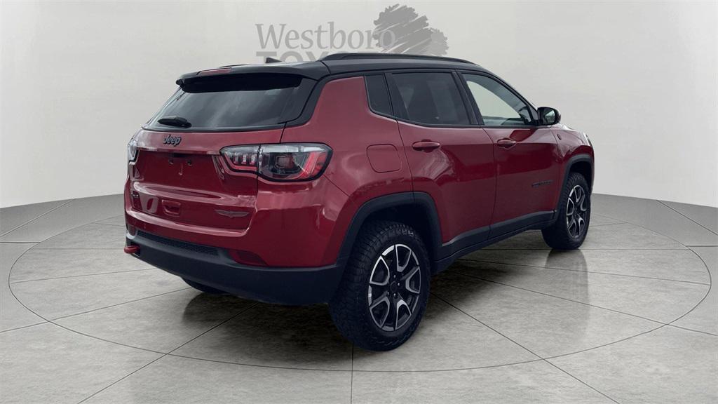 used 2025 Jeep Compass car, priced at $24,000