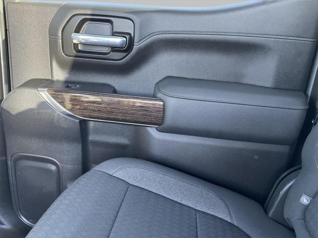 used 2021 GMC Sierra 1500 car, priced at $32,000
