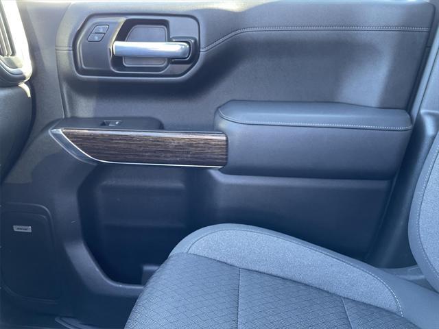 used 2021 GMC Sierra 1500 car, priced at $32,000