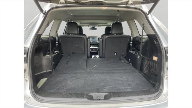 used 2019 Toyota Highlander car, priced at $26,000