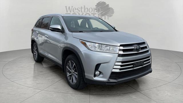 used 2019 Toyota Highlander car, priced at $26,000