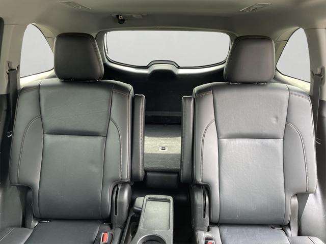 used 2019 Toyota Highlander car, priced at $26,000