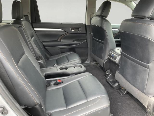 used 2019 Toyota Highlander car, priced at $26,000