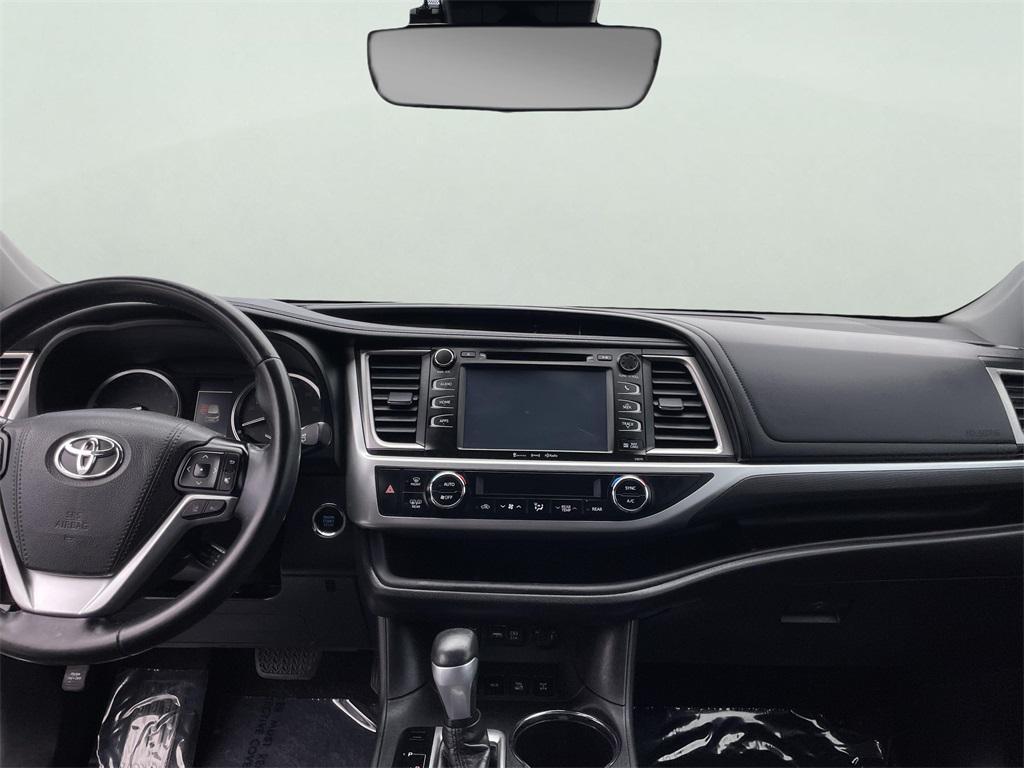 used 2018 Toyota Highlander car, priced at $20,000