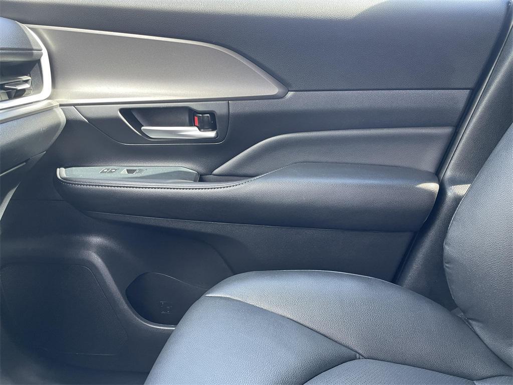 used 2024 Toyota Grand Highlander car, priced at $46,000