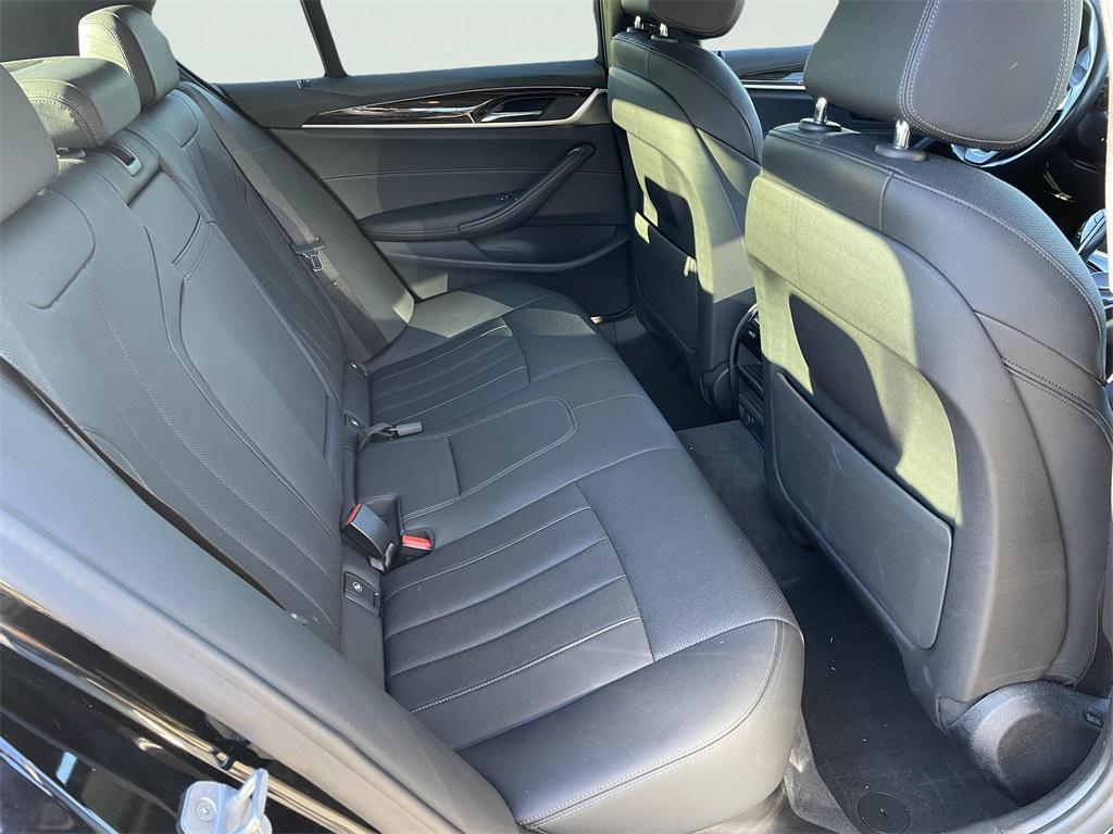 used 2021 BMW 540 car, priced at $31,000