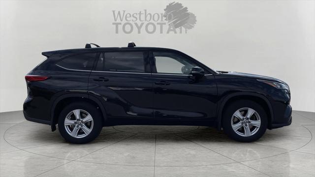 used 2020 Toyota Highlander car, priced at $24,000