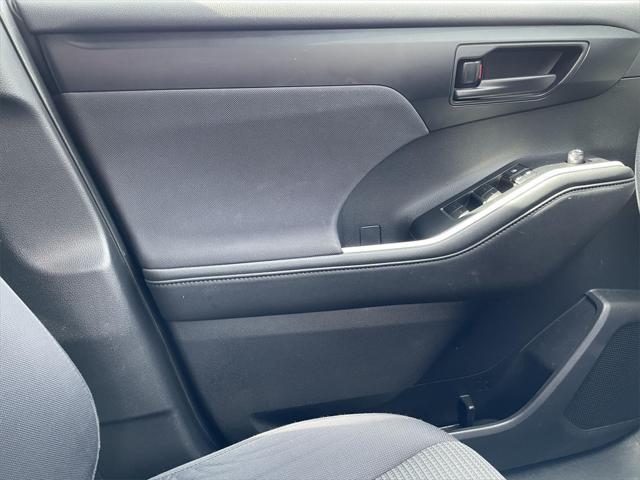 used 2020 Toyota Highlander car, priced at $24,000