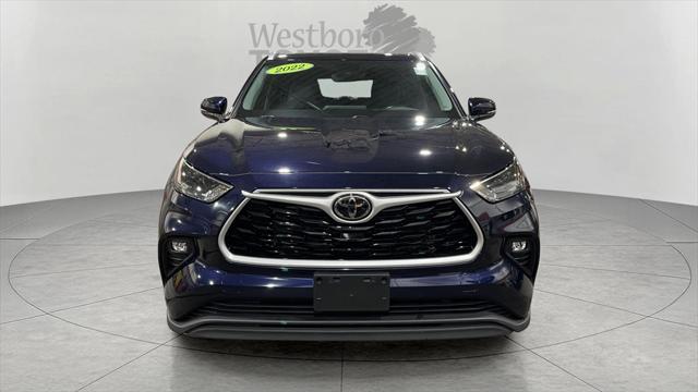used 2022 Toyota Highlander car, priced at $37,000