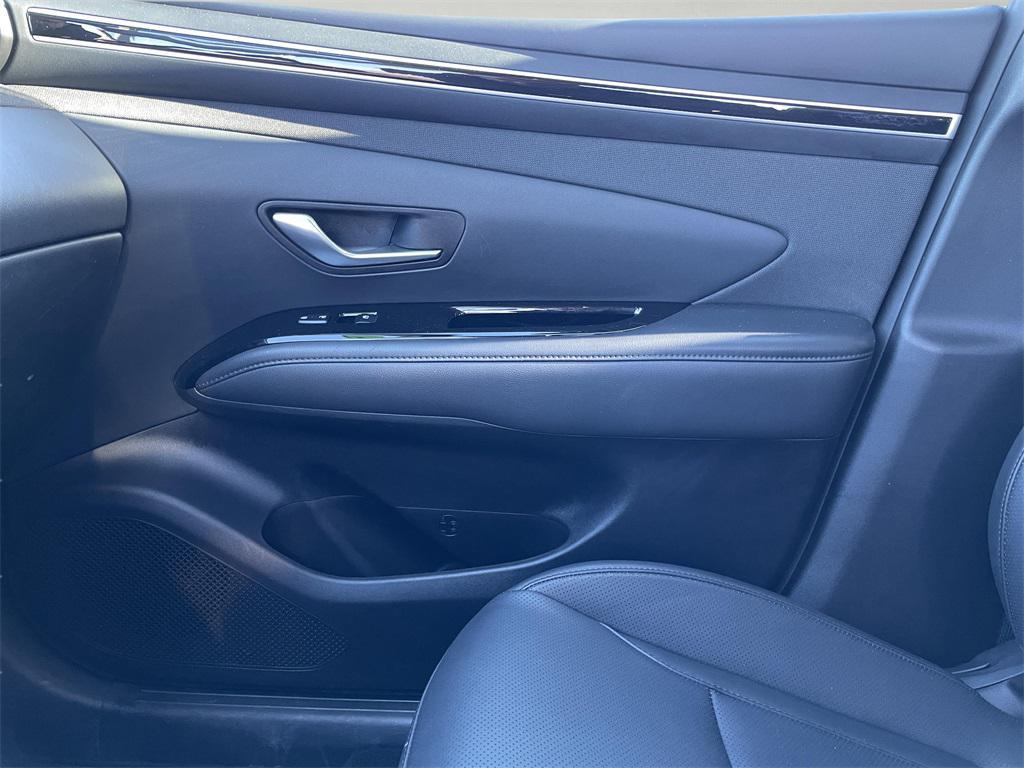 used 2023 Hyundai TUCSON Hybrid car, priced at $24,000