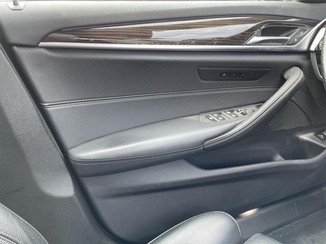 used 2019 BMW 530e car, priced at $20,000