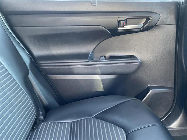used 2024 Toyota Highlander car, priced at $44,000