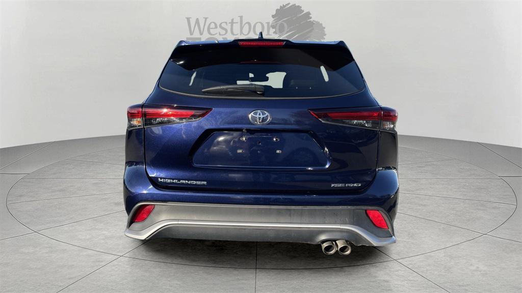 used 2024 Toyota Highlander car, priced at $43,000
