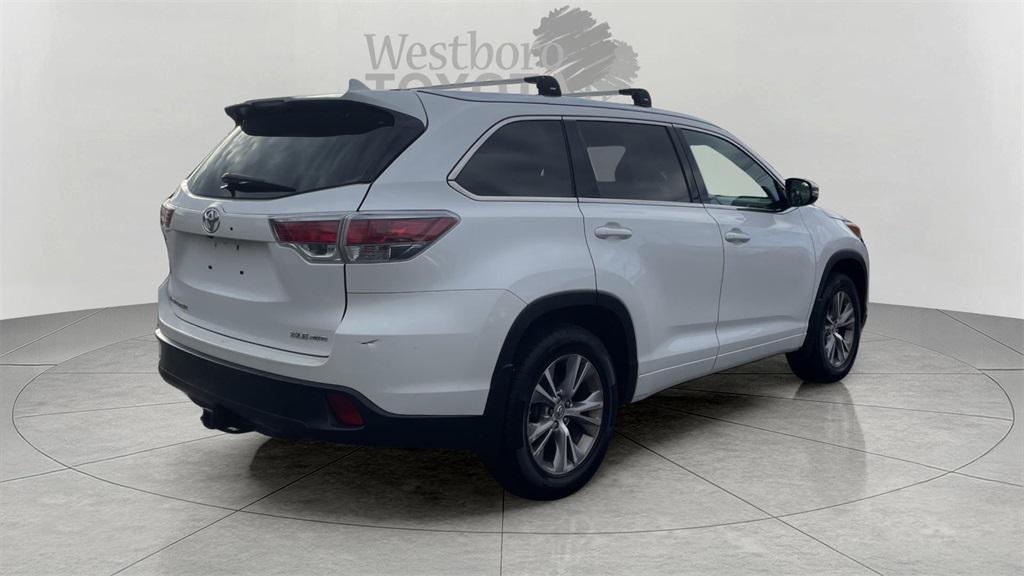 used 2015 Toyota Highlander car, priced at $12,000