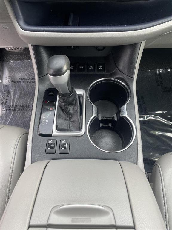 used 2015 Toyota Highlander car, priced at $12,000