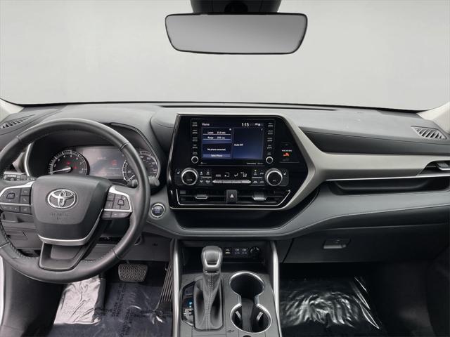 used 2022 Toyota Highlander car, priced at $37,000