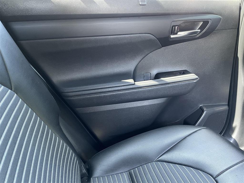 used 2024 Toyota Highlander car, priced at $45,000