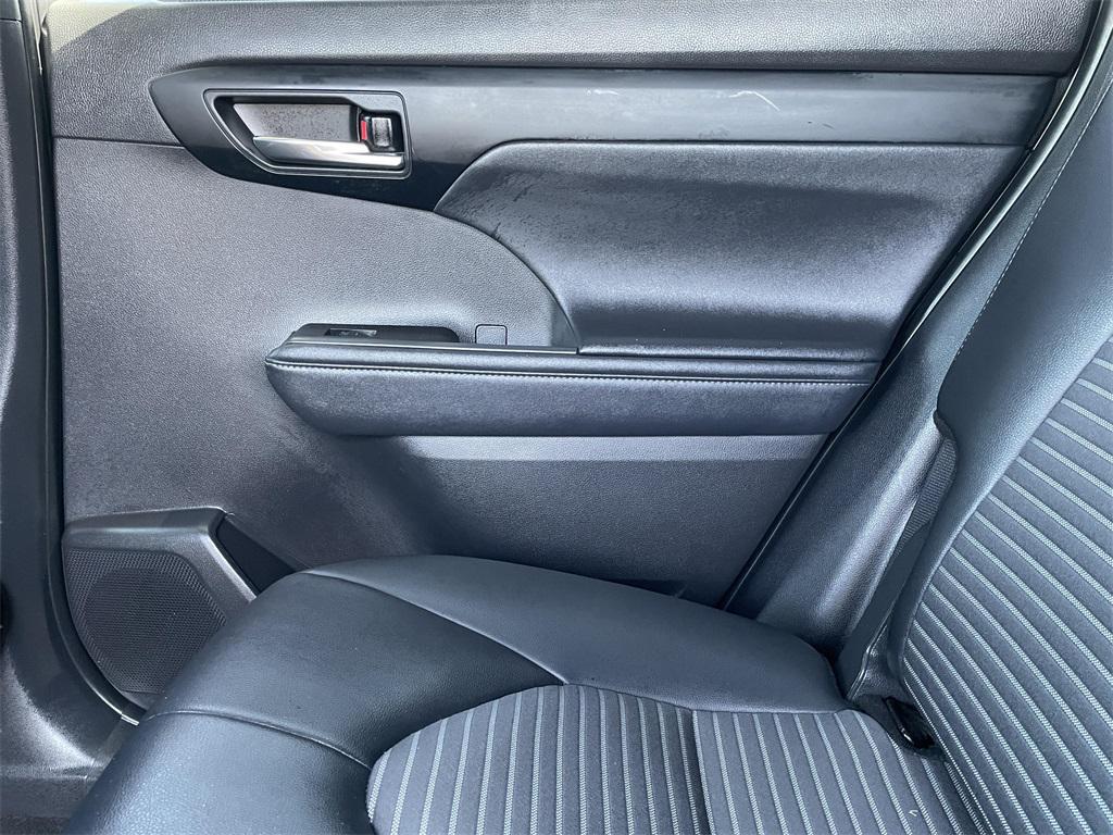 used 2024 Toyota Highlander car, priced at $45,000