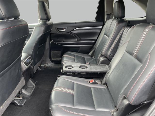 used 2019 Toyota Highlander car, priced at $26,000