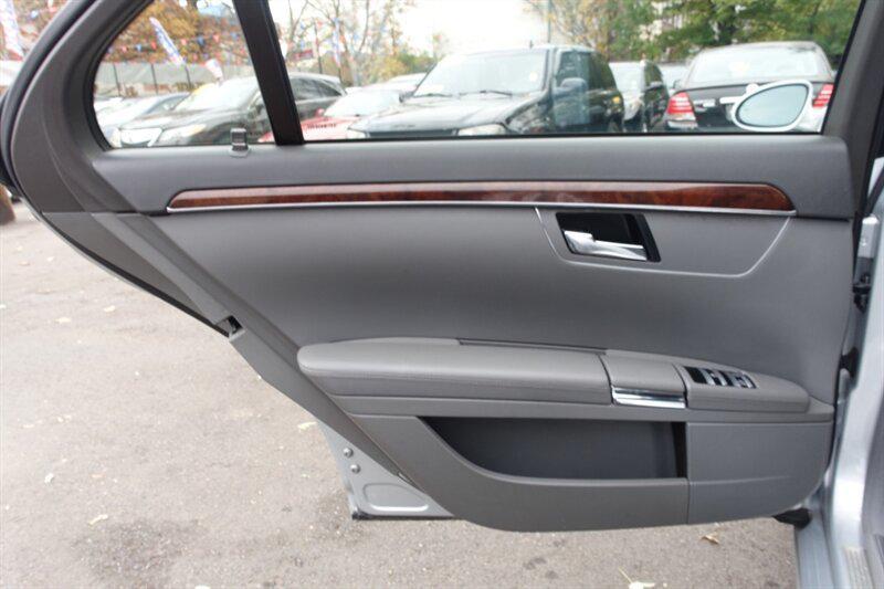 used 2007 Mercedes-Benz S-Class car, priced at $7,998