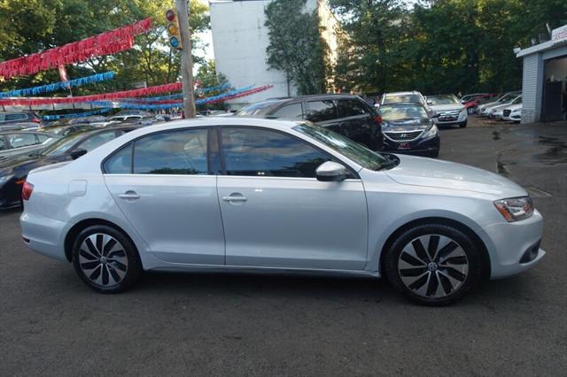 used 2013 Volkswagen Jetta Hybrid car, priced at $7,488