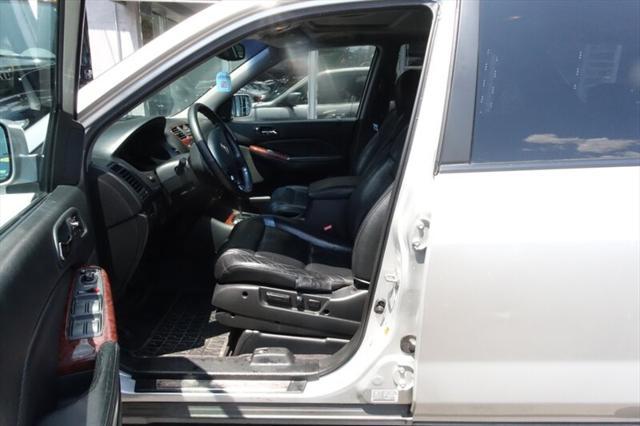 used 2005 Acura MDX car, priced at $3,988