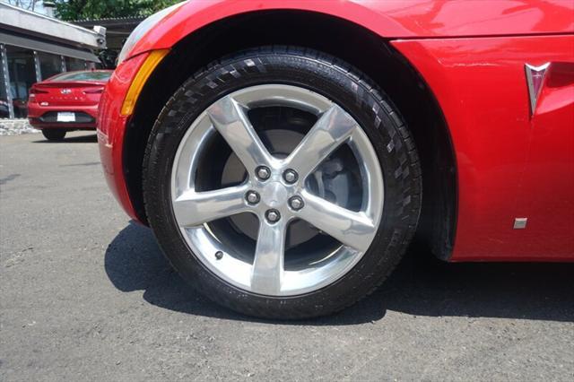 used 2007 Pontiac Solstice car, priced at $9,995