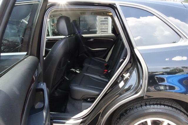 used 2011 Audi Q5 car, priced at $5,488
