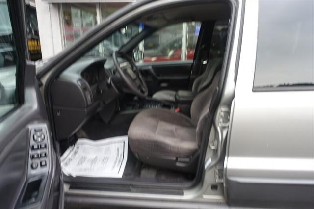 used 2001 Jeep Grand Cherokee car, priced at $3,500