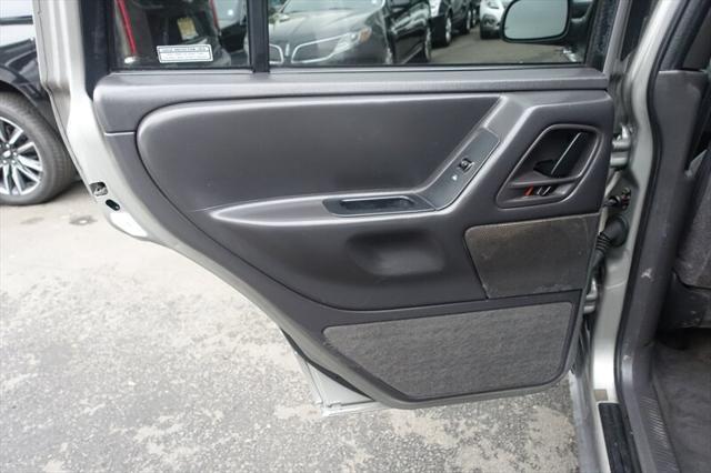 used 2001 Jeep Grand Cherokee car, priced at $3,500