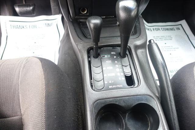 used 2001 Jeep Grand Cherokee car, priced at $3,500
