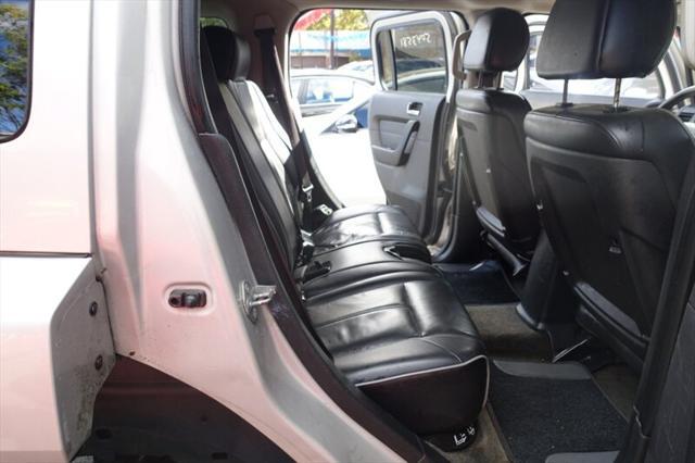 used 2006 Hummer H3 car, priced at $4,995