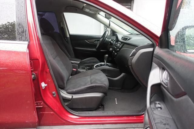 used 2016 Nissan Rogue car, priced at $4,988