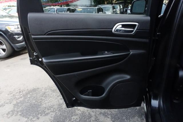 used 2020 Jeep Grand Cherokee car, priced at $15,488