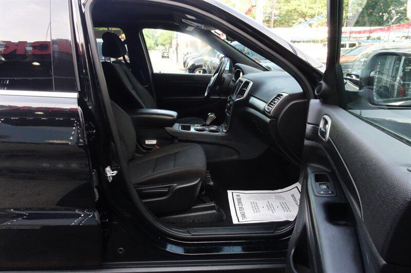 used 2020 Jeep Grand Cherokee car, priced at $14,488