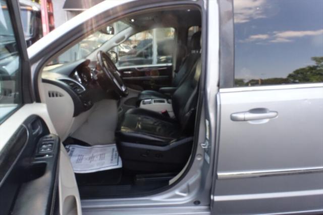 used 2015 Chrysler Town & Country car, priced at $6,488