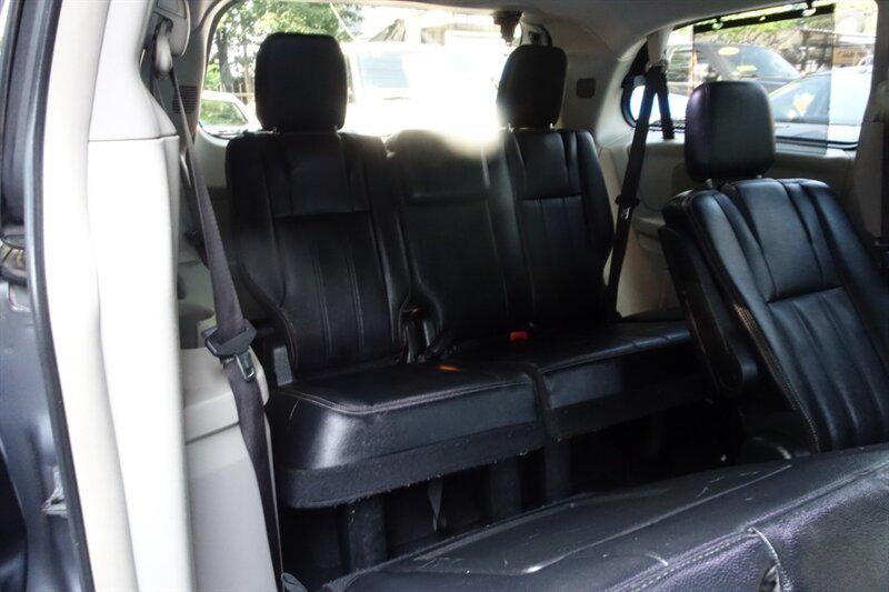 used 2015 Chrysler Town & Country car, priced at $6,488